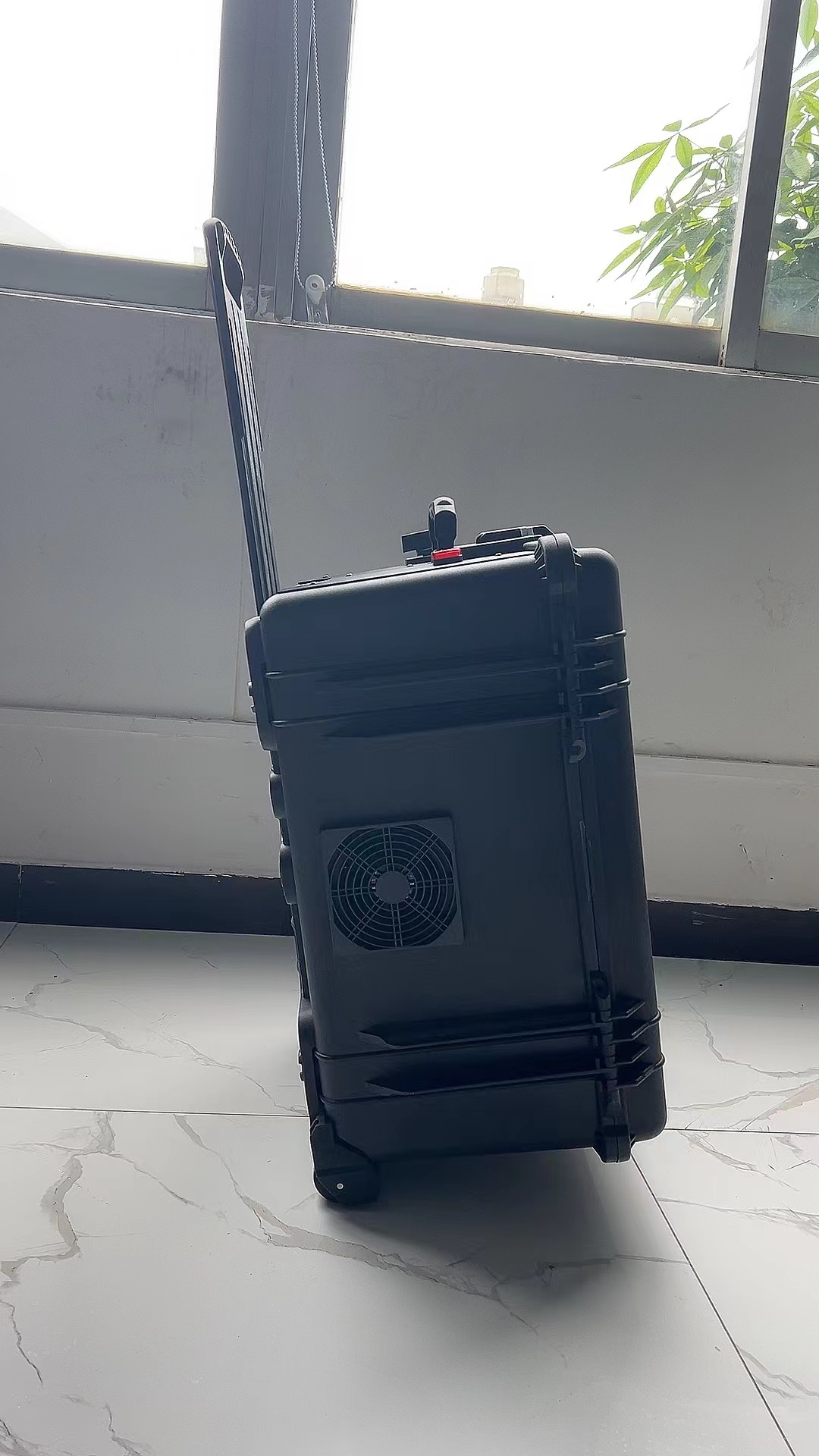 吉安手拉箱型移动通信干扰器